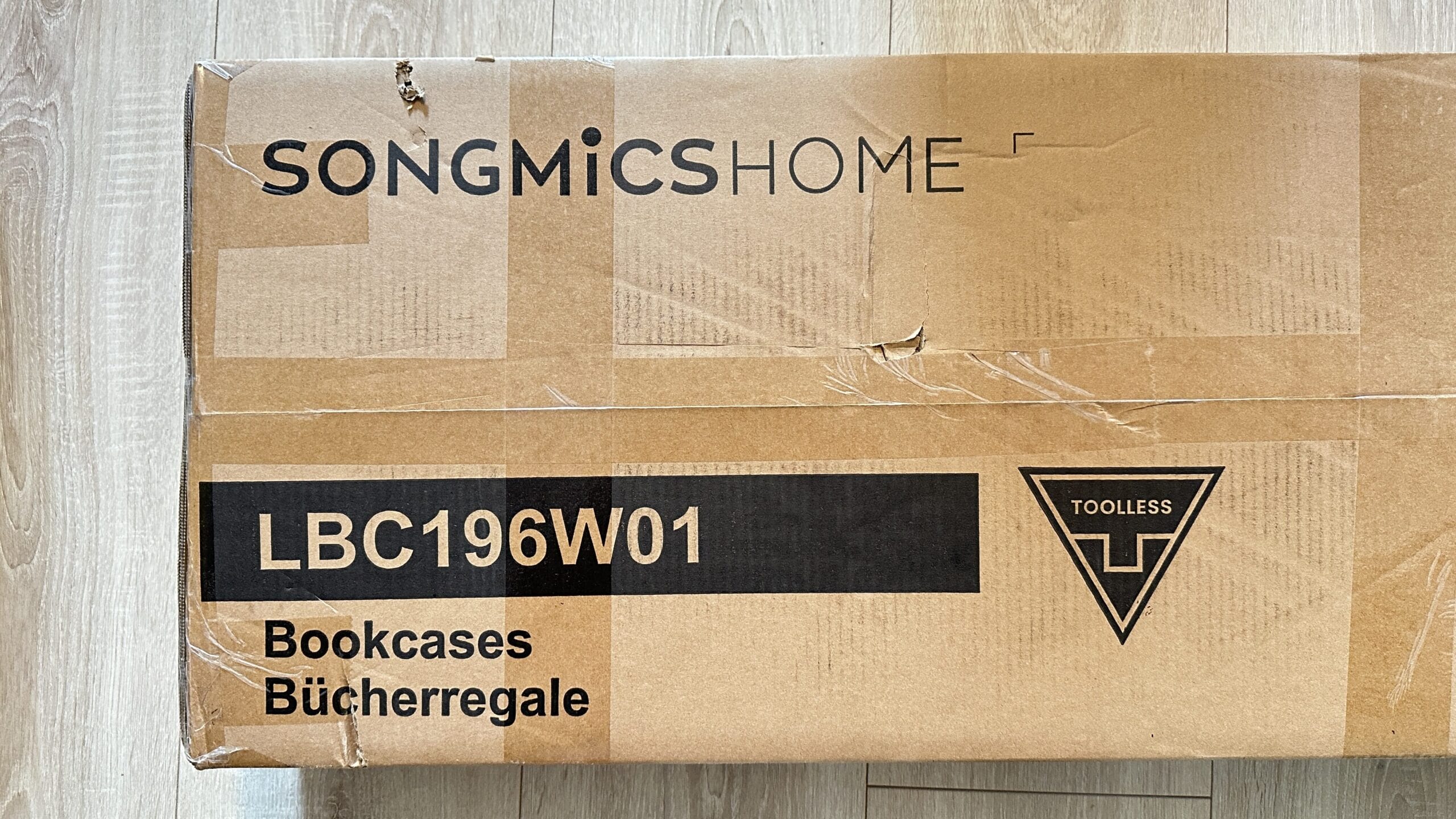 Testbericht zum SONGMICS HOME TOOLLESS Bücherregal: Erstaunlich schnelle Möbelmontage